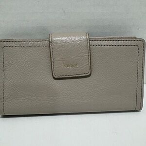 Fossil Tab Clutch Wallet